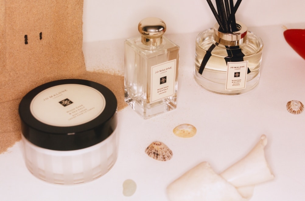 Sumérgete en Wood Sage & Sea Salt