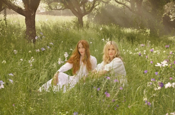 Dos Hermanas, Una Pera Perfecta